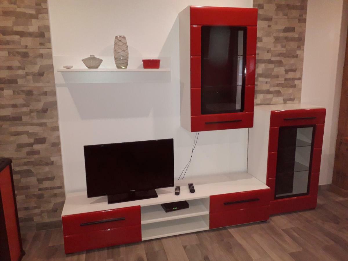 Apartments Rajka Лопар Экстерьер фото